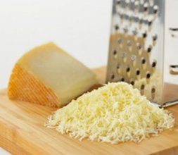 Queijos Parmesão